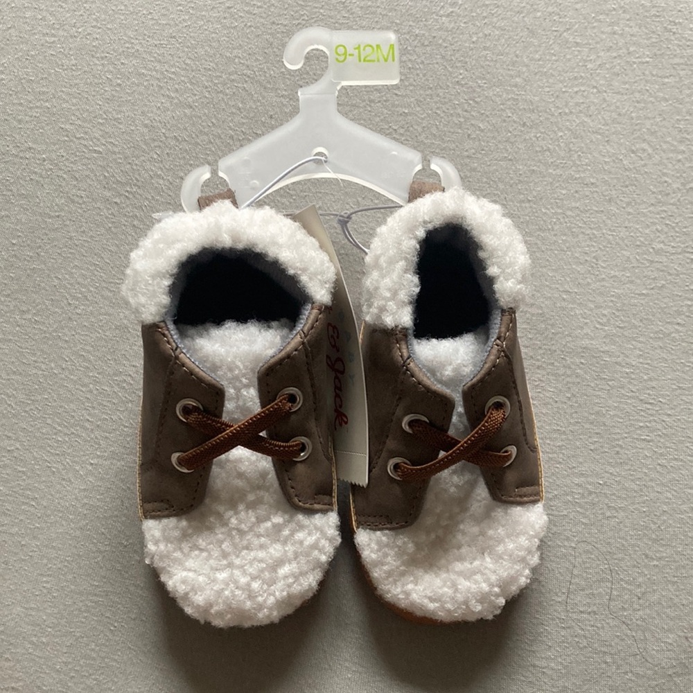 9-12m crib shoes - cat & Jack